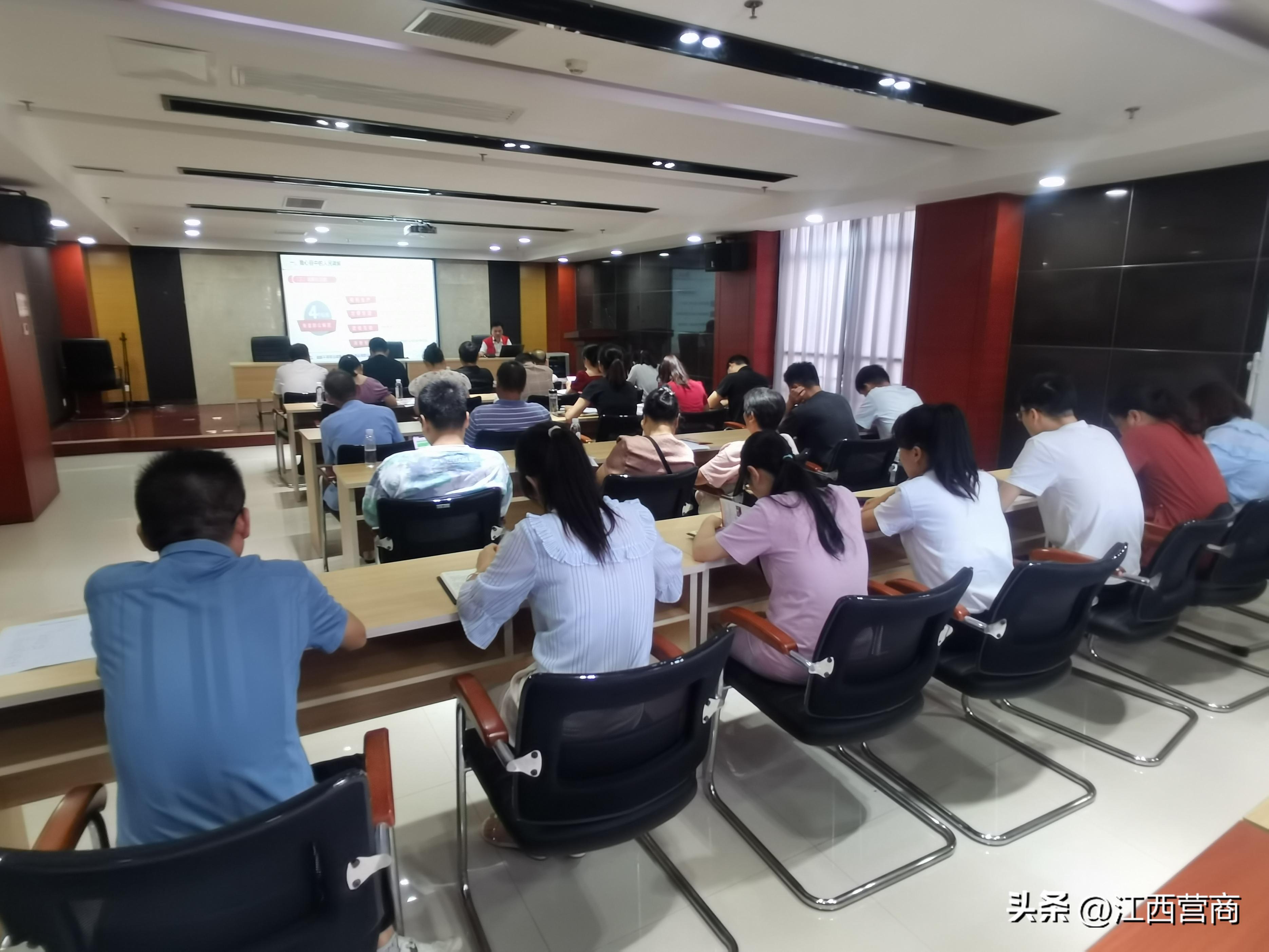 今期生肖十一头，鸡狗升天定有码打一正确生肖与警惕虚假宣传-全面释义、构建解答解释落实